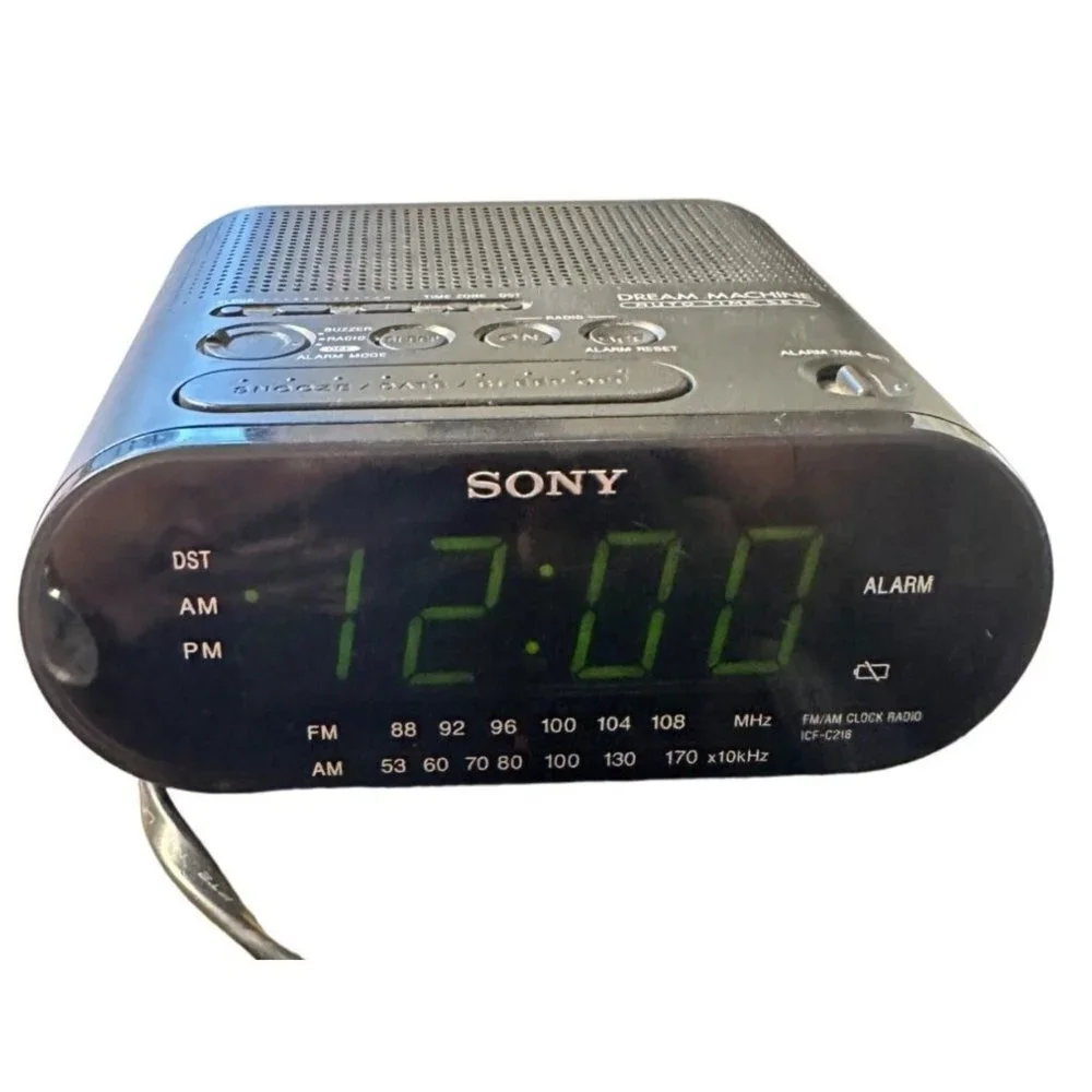 Sony 1990s Sony Dream Machine Alarm, AM/FM Radio Model ICF-218 Display 2545AB